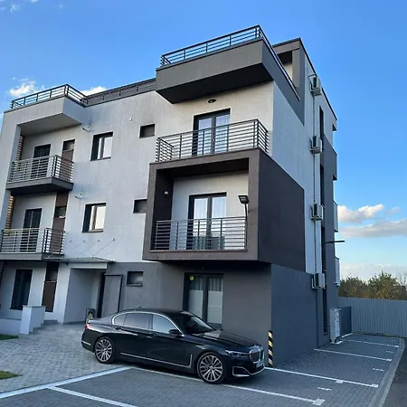 Luxury & By Glam - Parking Free Braşov