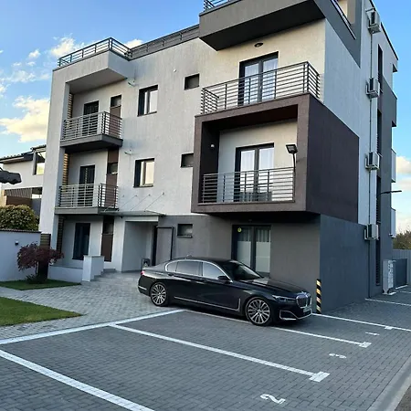 Luxury & By Glam - Parking Free