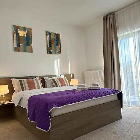 Luxury & By Glam - Parking Free Lägenhet