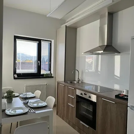 Lägenhet Luxury & By Glam - Parking Free Braşov