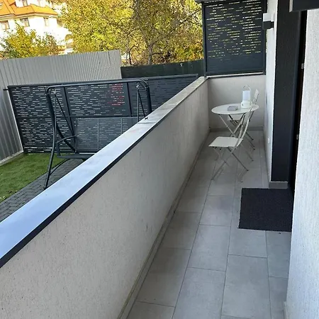 Luxury & By Glam - Parking Free Lägenhet