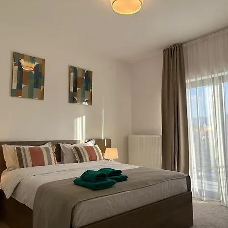 Luxury & By Glam - Parking Free Braşov