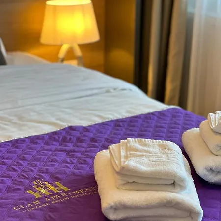 Lägenhet Luxury & By Glam - Parking Free 3*