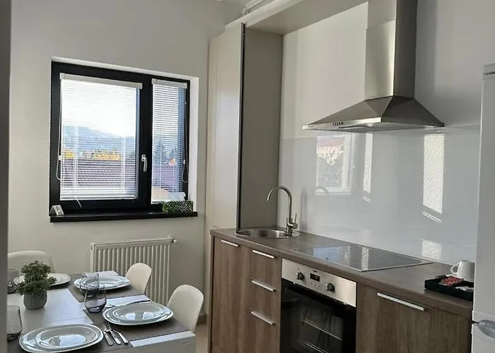 Διαμέρισμα Luxury & By Glam - Parking Free Μπρασόβ