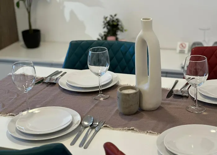 Luxury & By Glam - Parking Free Μπρασόβ