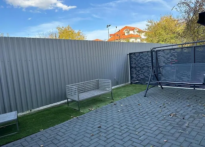 Luxury & By Glam - Parking Free Μπρασόβ