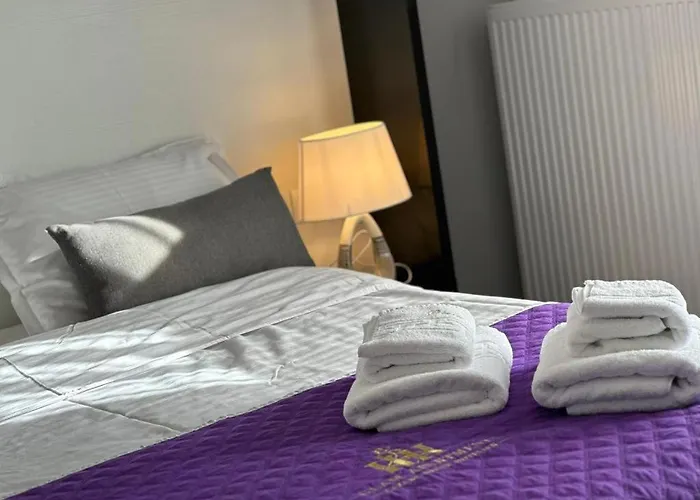 Luxury & By Glam - Parking Free