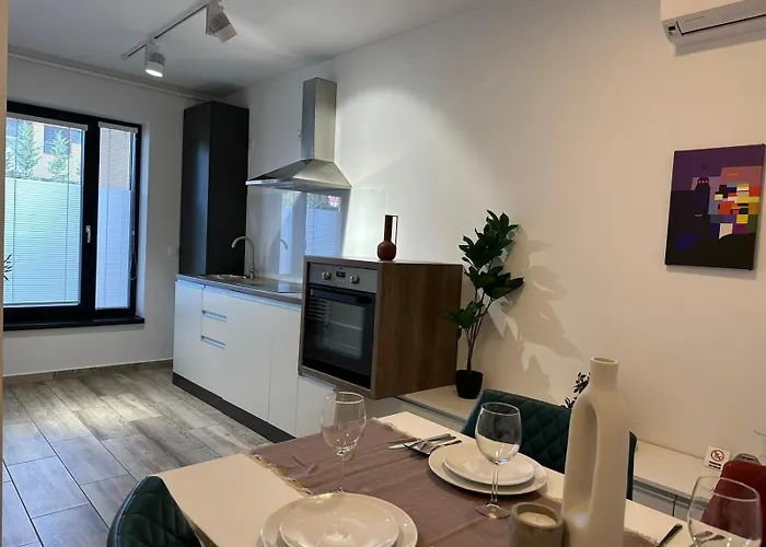 Luxury & By Glam - Parking Free 3*