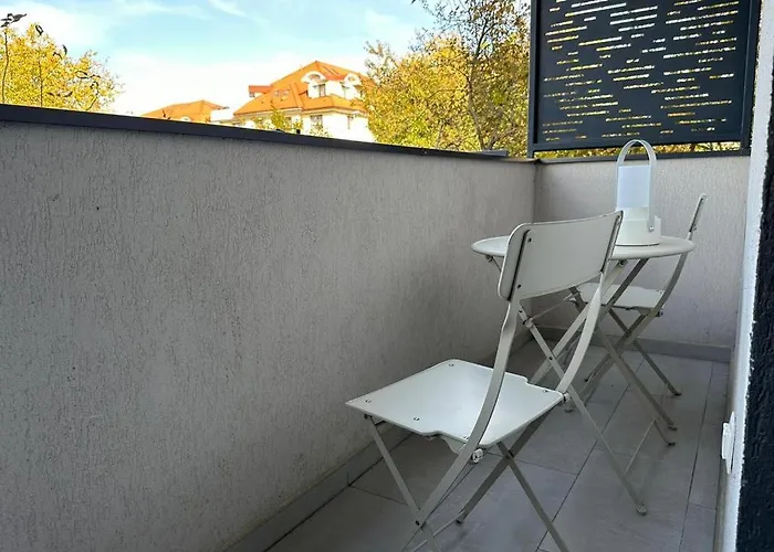 Luxury & By Glam - Parking Free Διαμέρισμα 3*